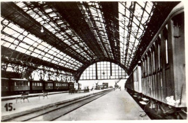 Перон львівського вокзалу