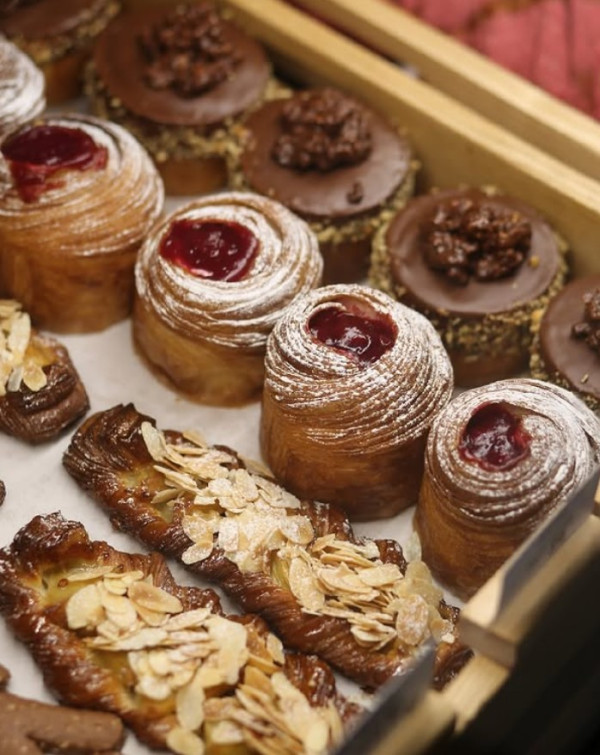 Happy Bakery