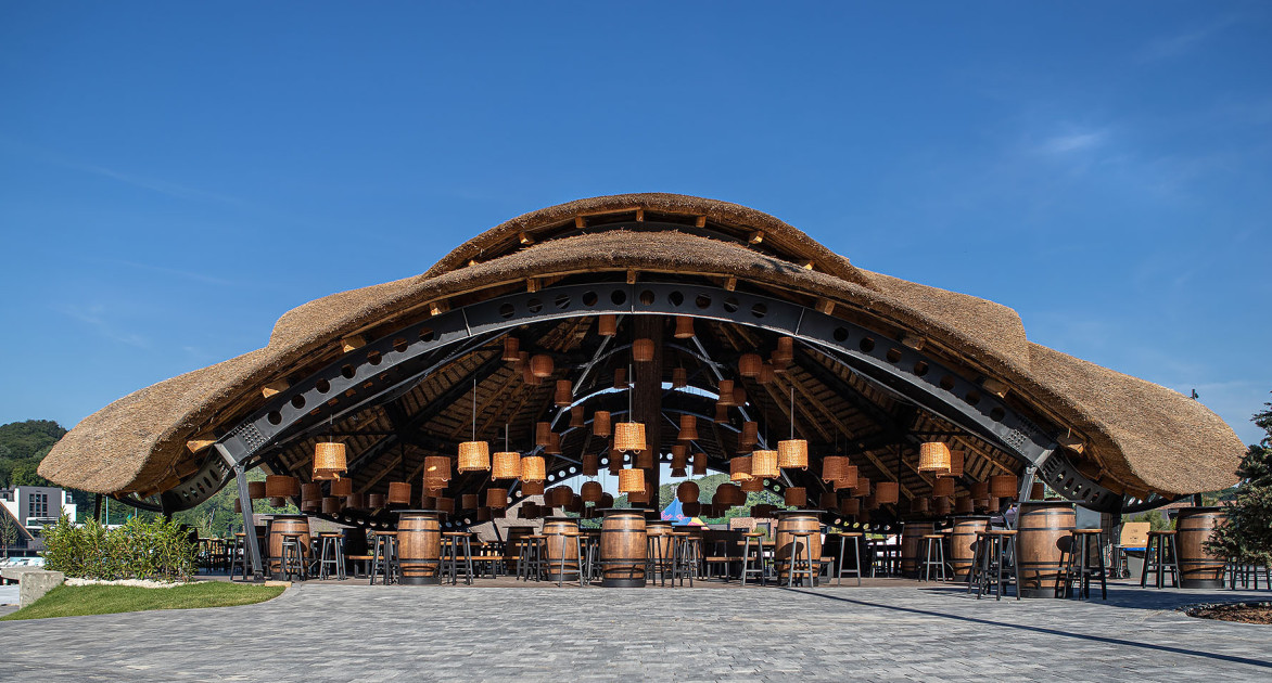 Резиденція миколая emily resort